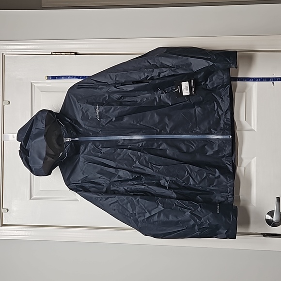 Men's Rain Jacket - Picture 9 of 9